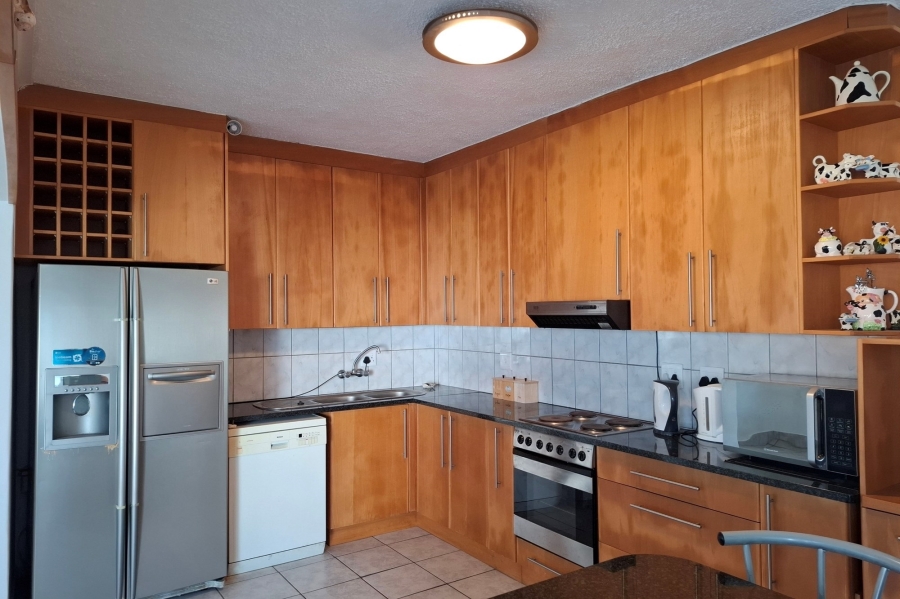 5 Bedroom Property for Sale in Bettys Bay Western Cape